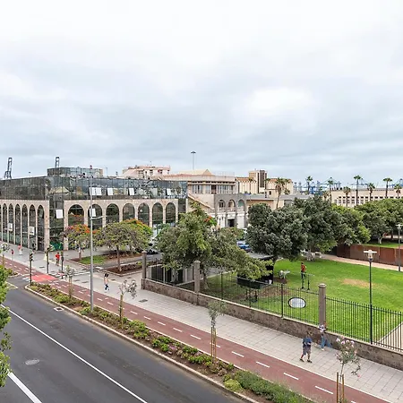 In Palmas Near Canteras Casa de Férias *